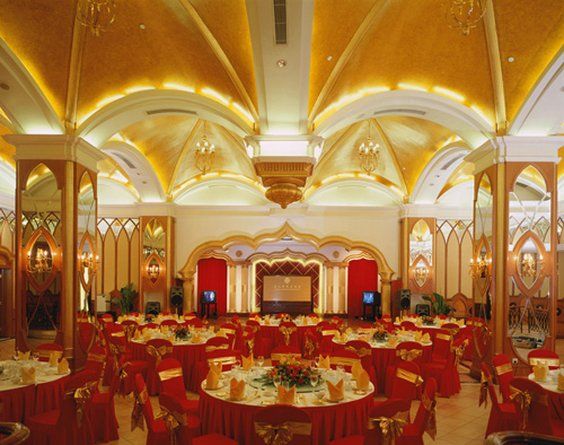 Celebrity International Grand Hotel 5*